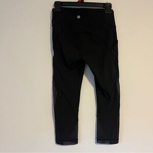 Cropped black lululemon leggings